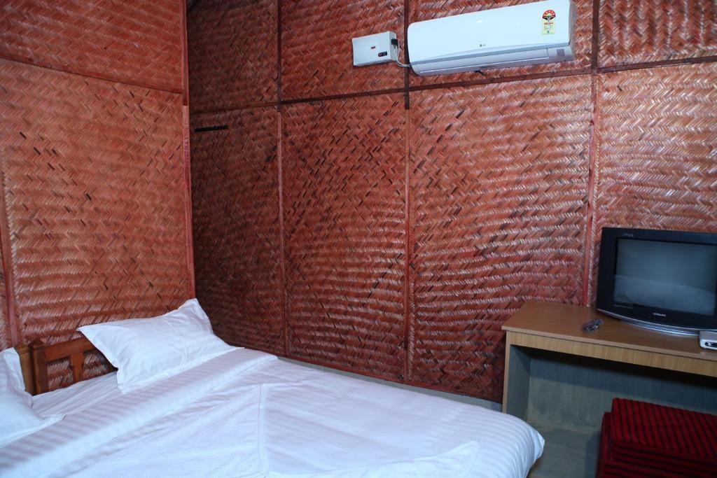 Savithri Inn Bamboo Cottages & Resorts Варкала Екстериор снимка